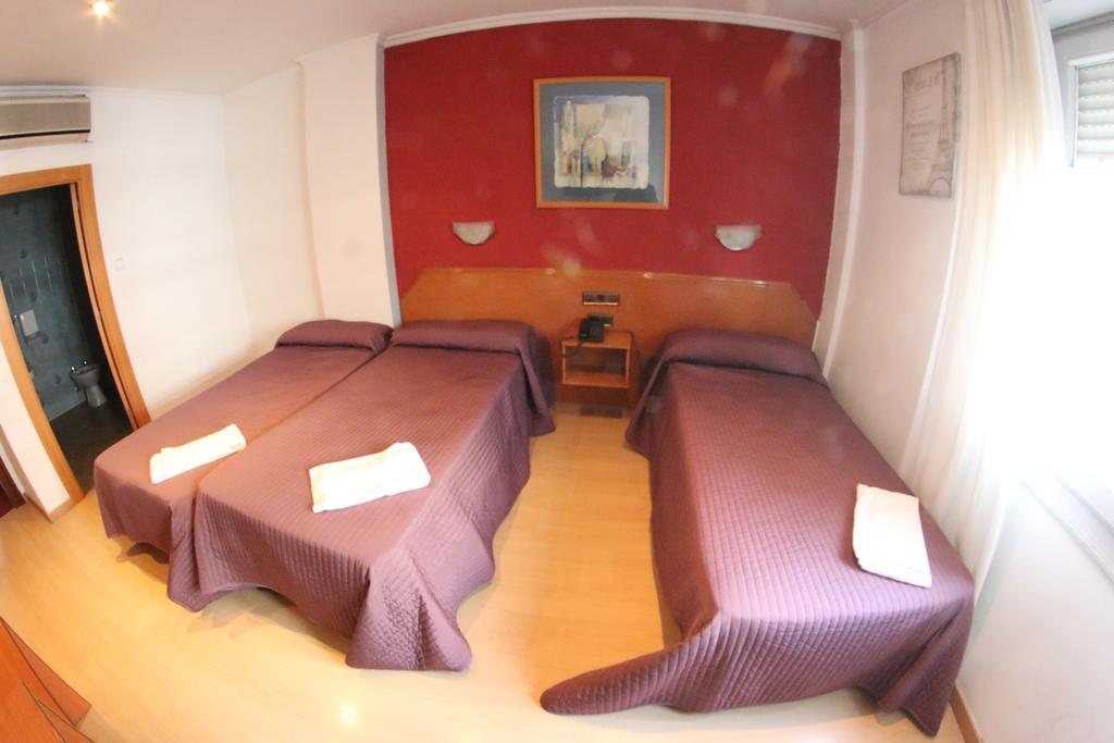 Hostal Cataluna Zaragoza Exterior photo